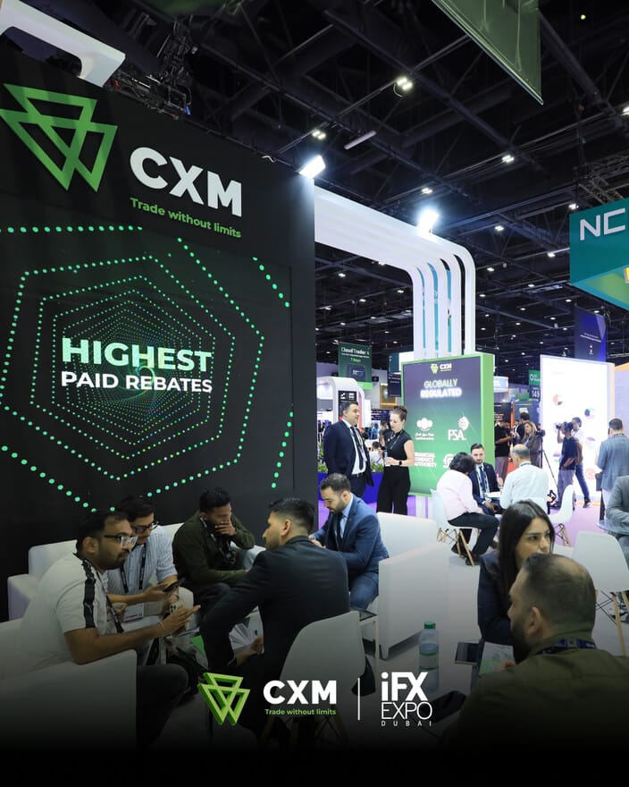 Gian hàng CXM "Hoàn Phí Cao Nhất" tại iFX Expo